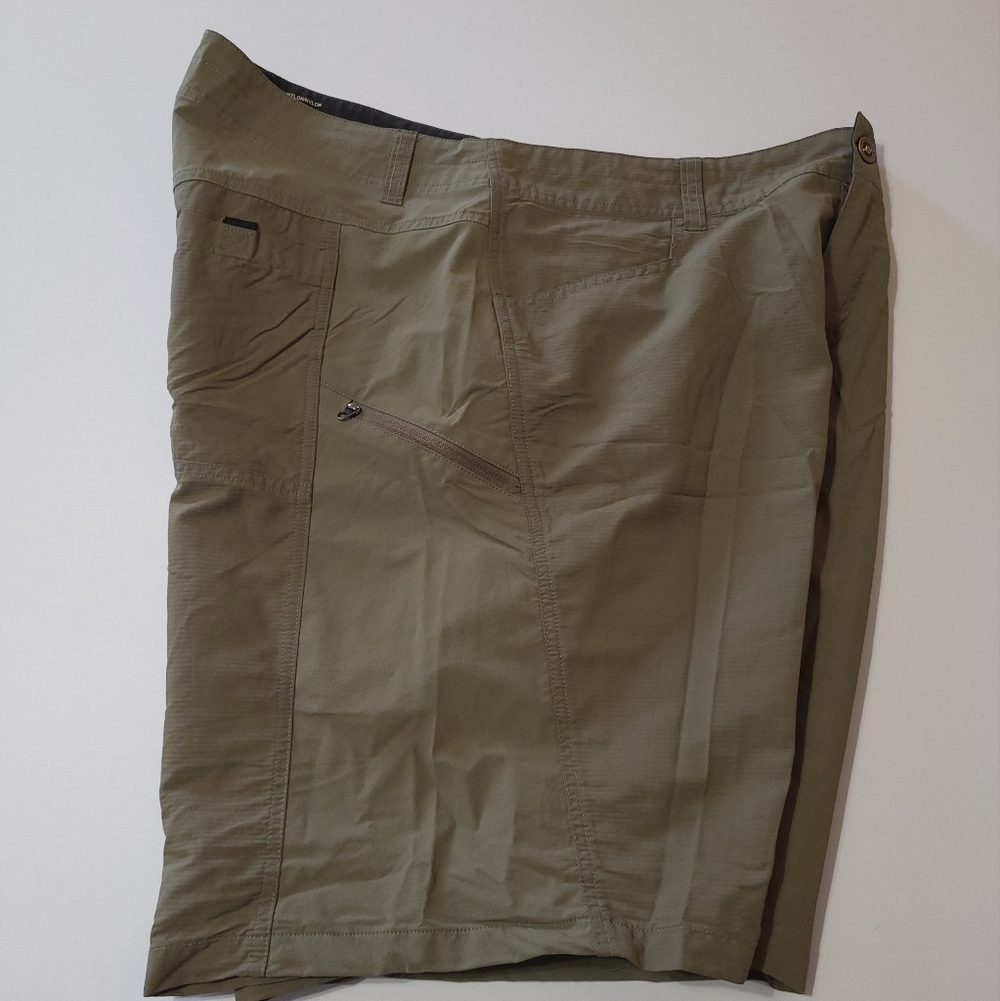 Kuhl Cargo Shorts Nylon Lightweight Hiking Khaki Quick Dry Men's Size 38 - Picture 4 of 12